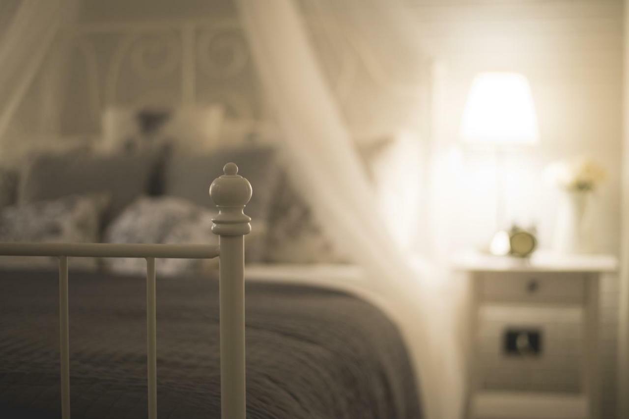 Elegant B&B - Il Vicolo Storico Σαλέρνο Εξωτερικό φωτογραφία