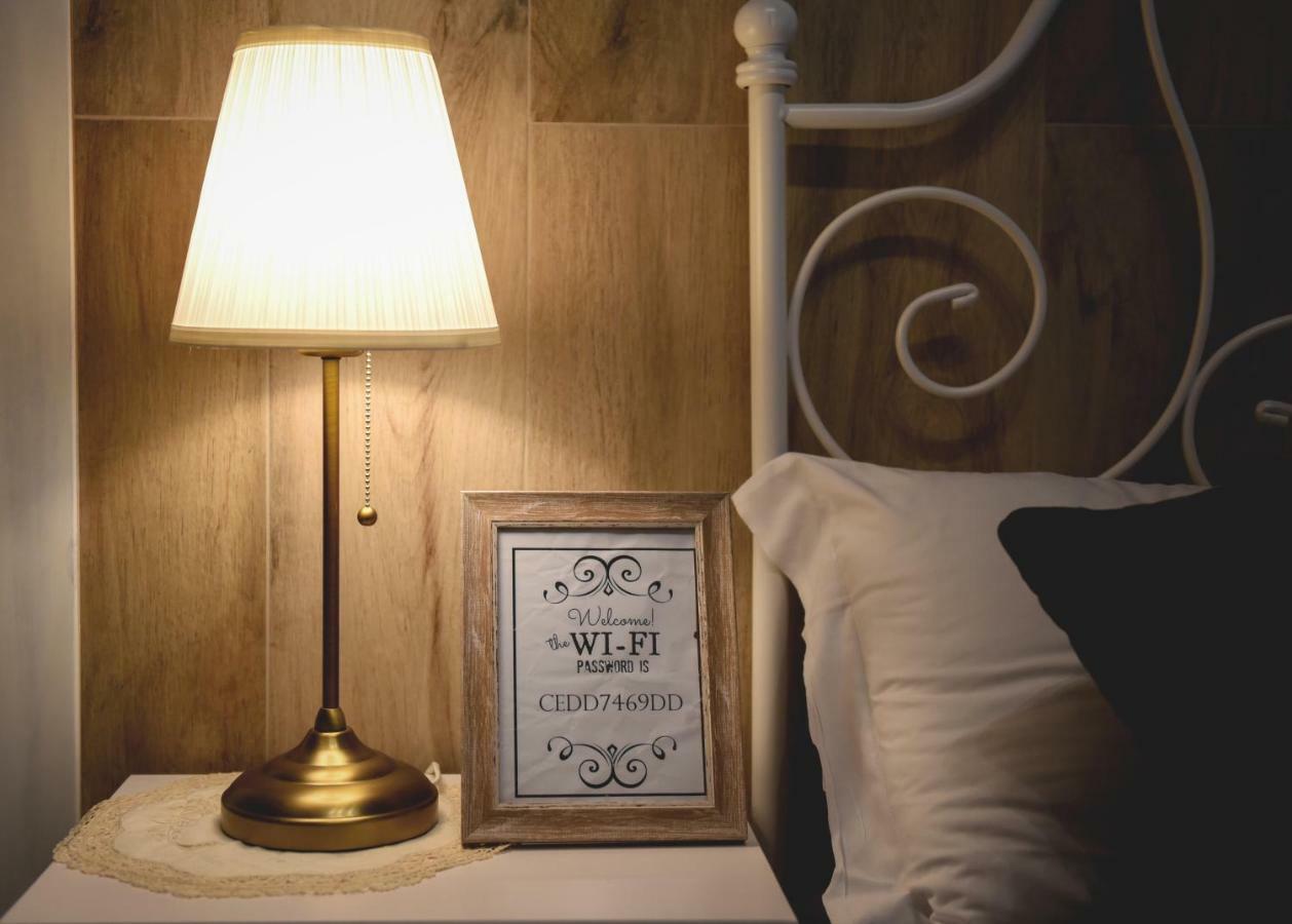 Elegant B&B - Il Vicolo Storico Σαλέρνο Εξωτερικό φωτογραφία